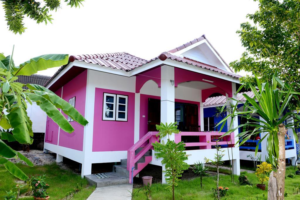 New Sunrise Village Koh Samui Room photo