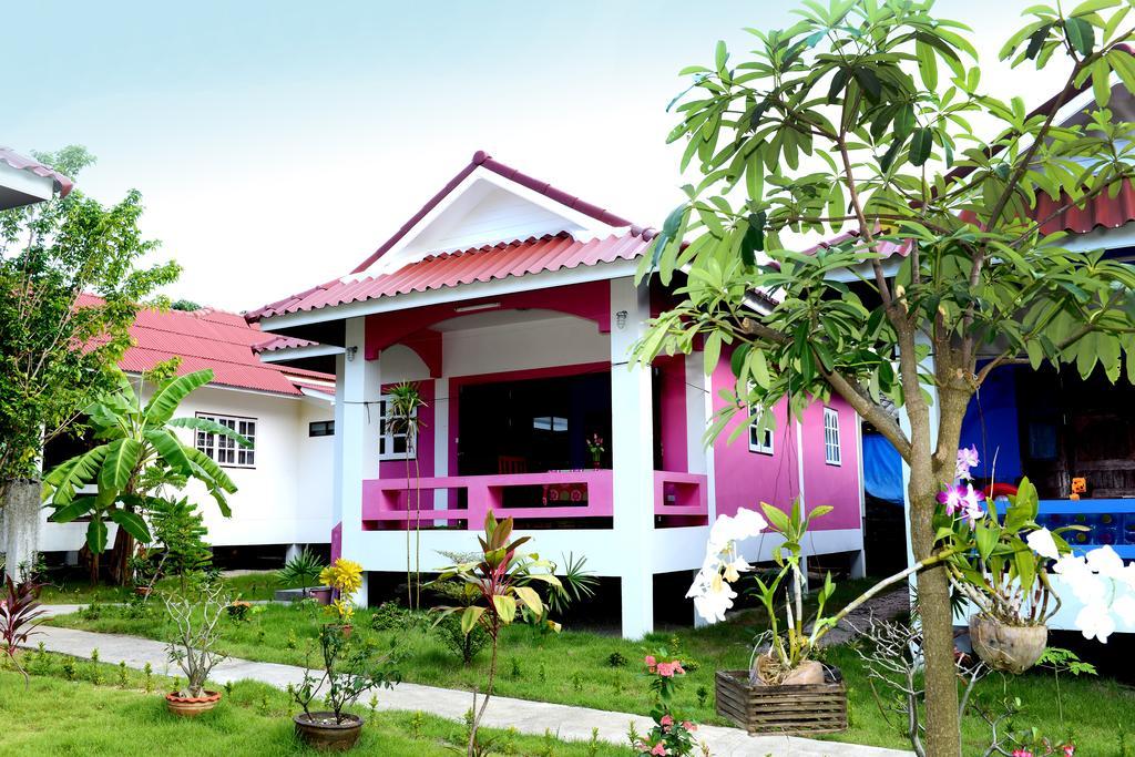 New Sunrise Village Koh Samui Room photo